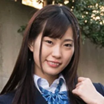 Akari Mitani