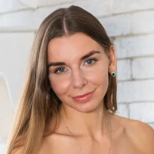 Arina Shy
